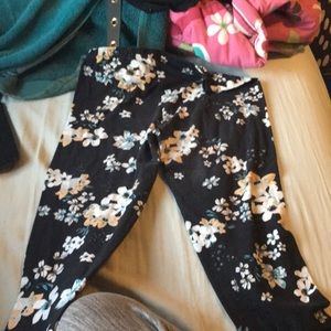 Floral leggings